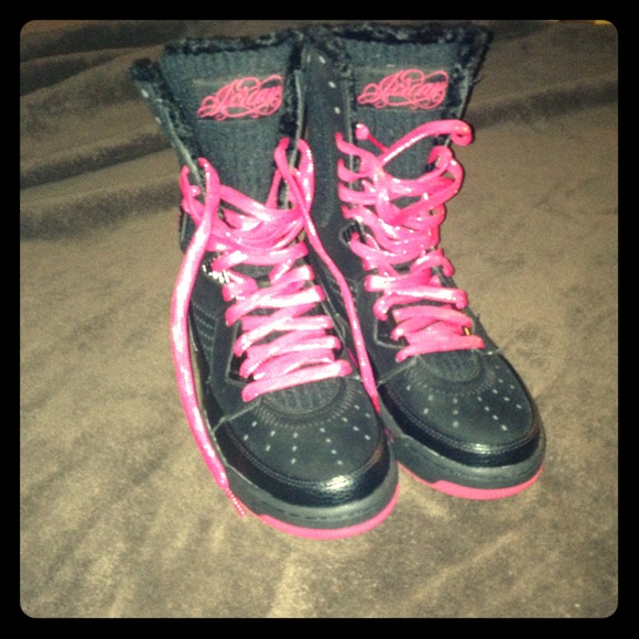GIRL JORDAN FLIGHT SHOES