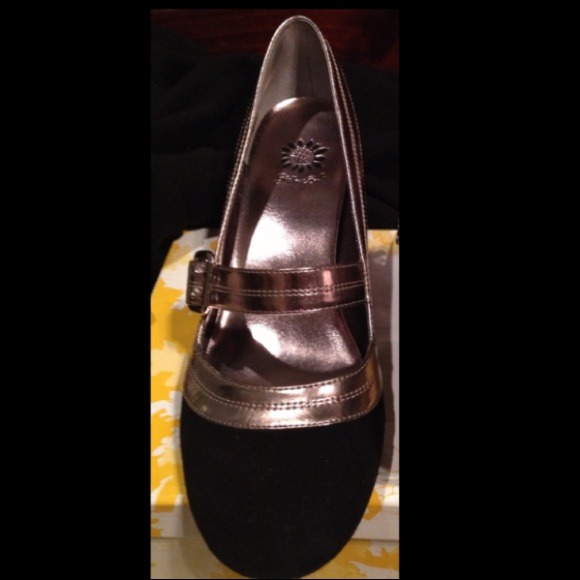 Yellowbox super UNIQUE shoes!