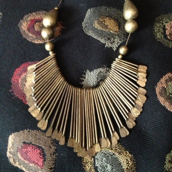 Trendy - Picture 2 of 4