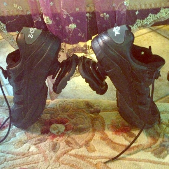 Z Coil Shoes
