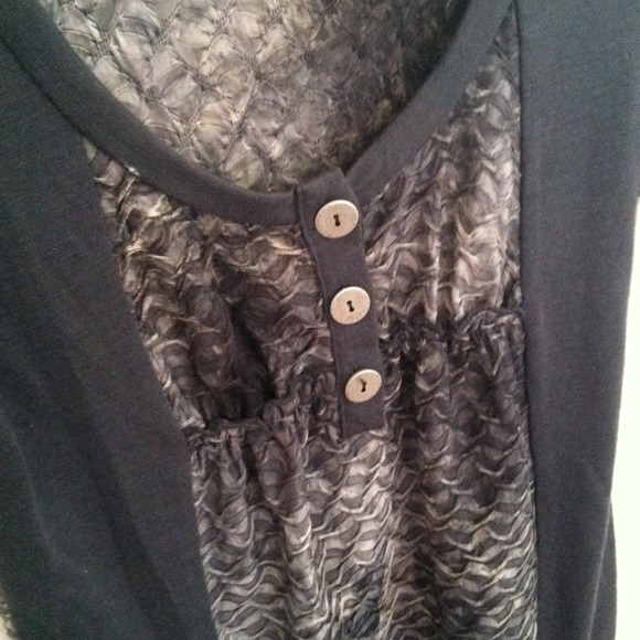 Shirt - Picture 2 of 3