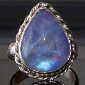 Sterling Silver Moonstone Ring💍 💥REDUCED💥