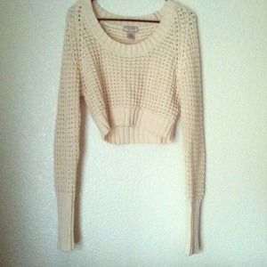 Tan long sleeved crop sweater