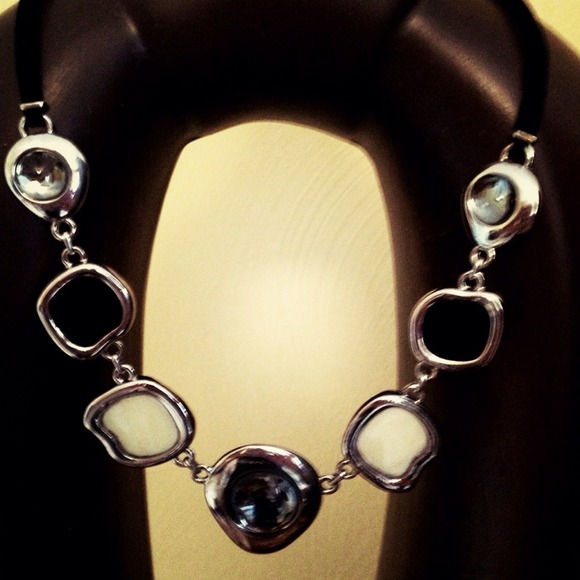 Bundle💕 2 Lia Sophia Necklaces