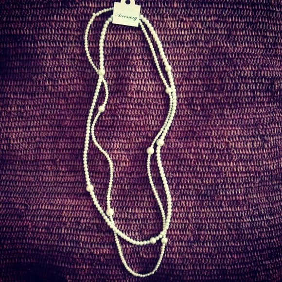 !!!Sold!!!Fake pearl necklace