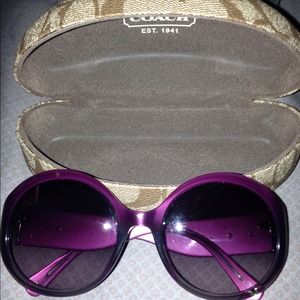 Coach sunglasses !! Authentic! Like new!!