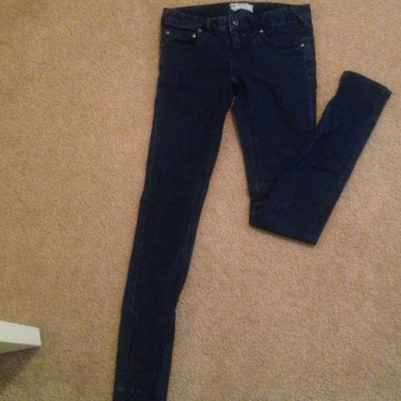 ****FINAL PRICE!!****Free people skinny jeans