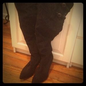 GUESS KNEE HIGH BOOTS