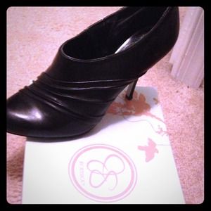 Jessica Simpson bootie