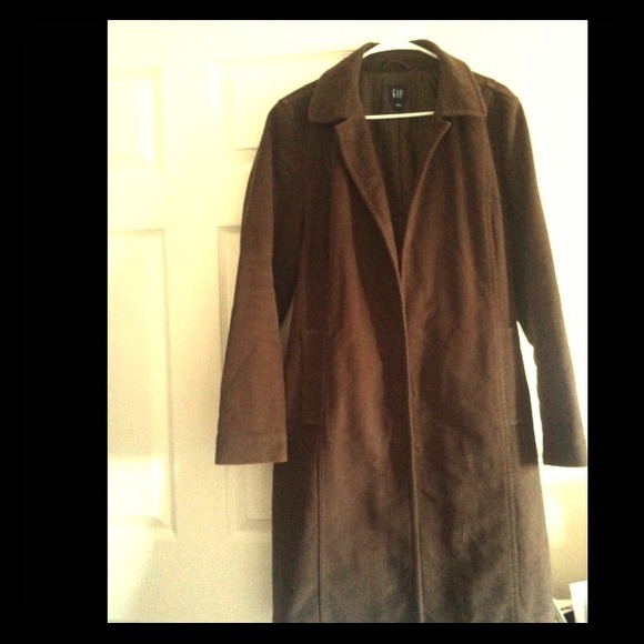 Gap valor trench coat!