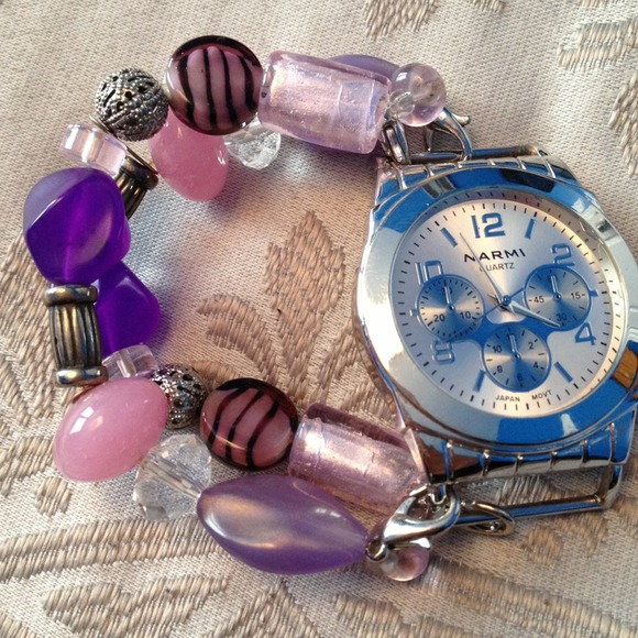 🎀BUNDLE🎀Pretty Cute Watch! - Picture 2 of 2