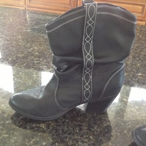Black cowboy boots