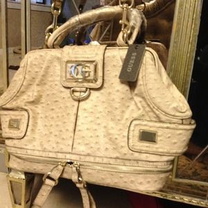 Ostrich beige weekend bag never worn