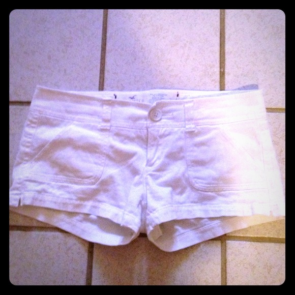✋trade w/ @posh1027😊 Hollister shorts