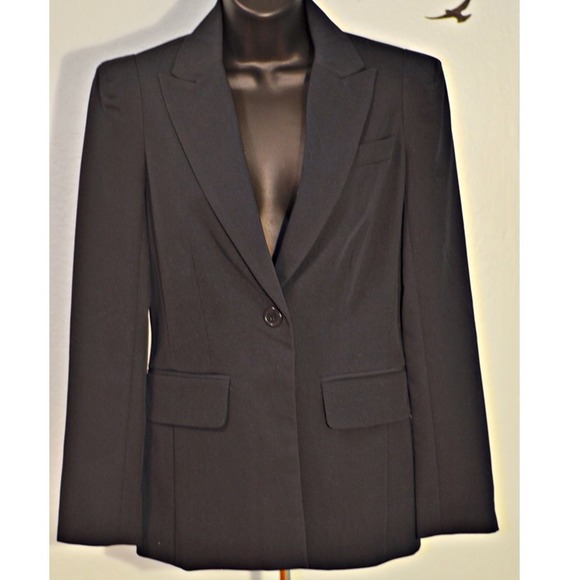 Forever 21 Jackets & Coats - 🚫SOLD🚫F21 Classic Career Blazer Forever 21 Jackets & Coats - 🚫SOLD🚫F21 Classic Career Blazer