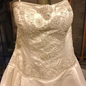 Wedding dress casa blanca ivory