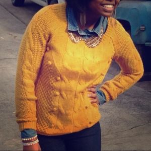 Cute Yellow Sweater !