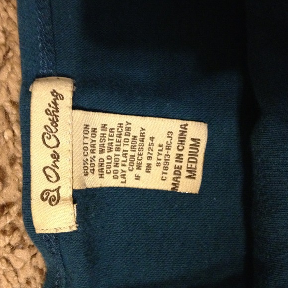 Blue tee - Picture 3 of 3