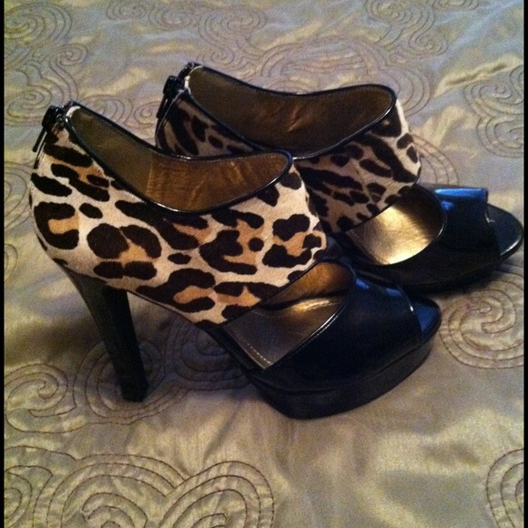 BCBG Shoes - SOLD BCBG Animal Print and Patent Heels Sz 9