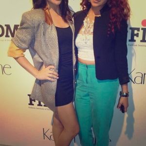 🚫RESERVED🚫BUNDLED Houndstooth Blazer+ Cali Tank