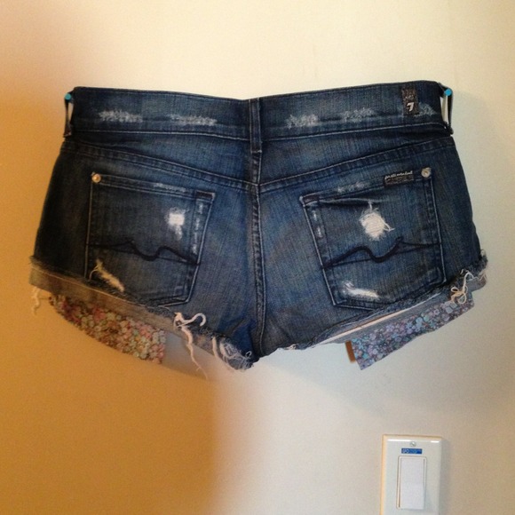 7 for all Mankind denim shorts with floral pockets