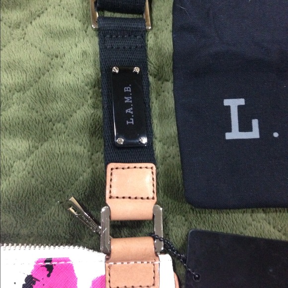 SOLD!!!!! NWT L.a.m.b. Cherry Blossom cross body - Picture 3 of 4