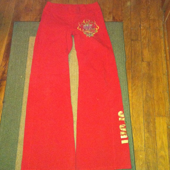 Ed hardy yoga pants :))