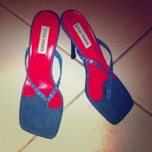 Steve Madden. Size 8.