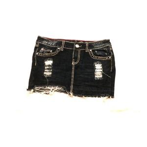 Really cute denim mini skirt