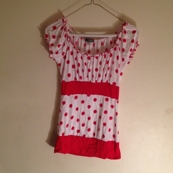 Cute red and white top