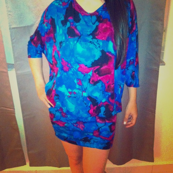 Express. Size XS.