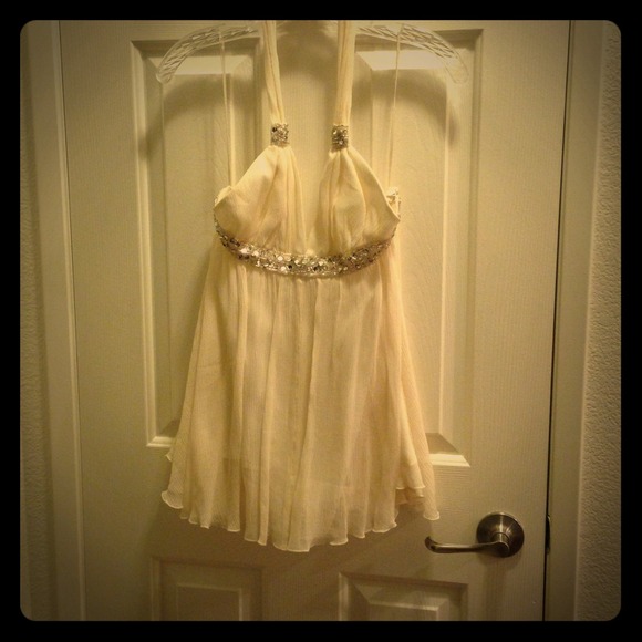 Express Tops - Express halter top.