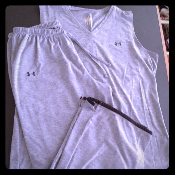 Under armor workout outfit