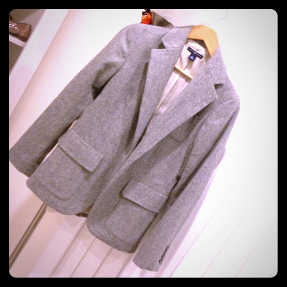 GAP wool blazer size small in light gray!