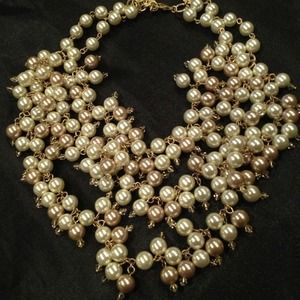 Reserved!!Stella & Dot Sophia Pearl Bib Necklace