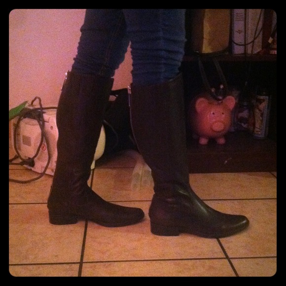 💥Hold💥 Dark Chocolate Brown Tamryn Boots