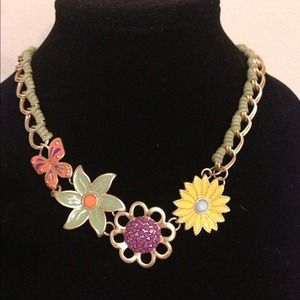 Lia Sophia necklace
