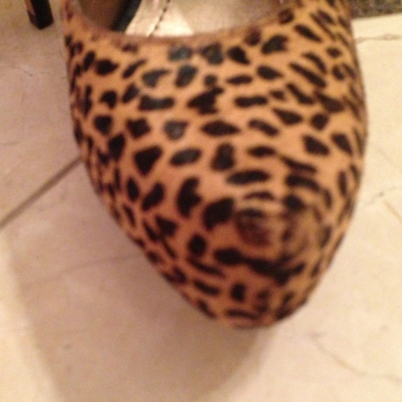 SOLD - Picture 2 of 3