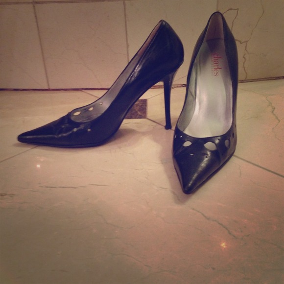 Charles David leather black heel