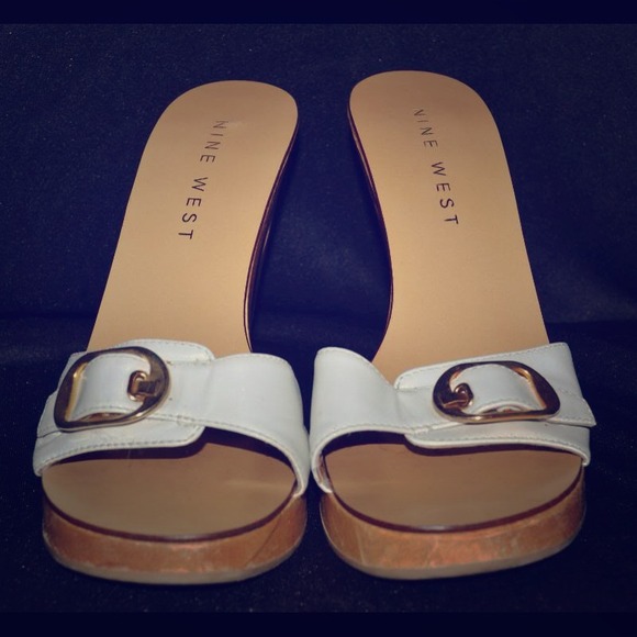 Nine West White / Gold Heels  Sz 7.5