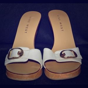 Nine West White / Gold Heels  Sz 7.5