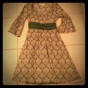NWOT! Romantic green and ivory dress
