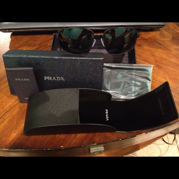 ⛔SOLD⛔Authentic Prada mens sunglasses