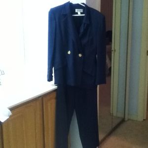 100% Silk Suit From the luxury Monaco label "PSI"