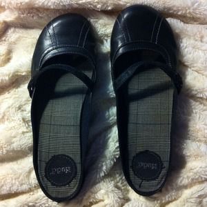 NEW Mudd Black Flats! Size 9