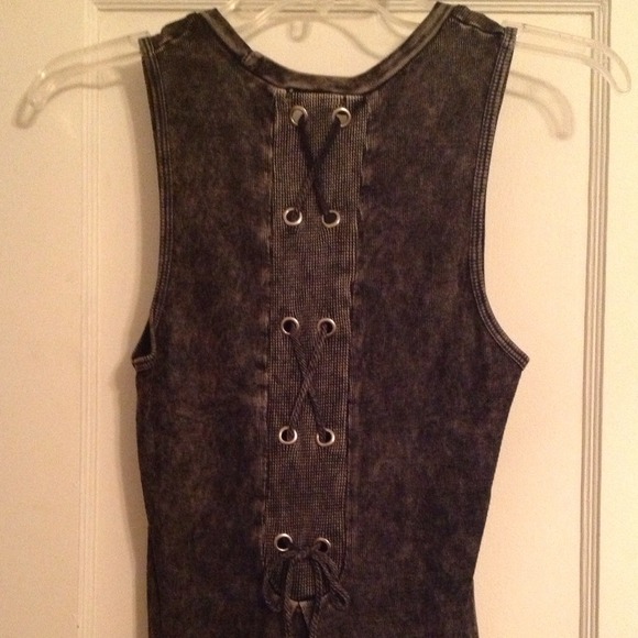 T-PARTY RIB-KNIT TANK