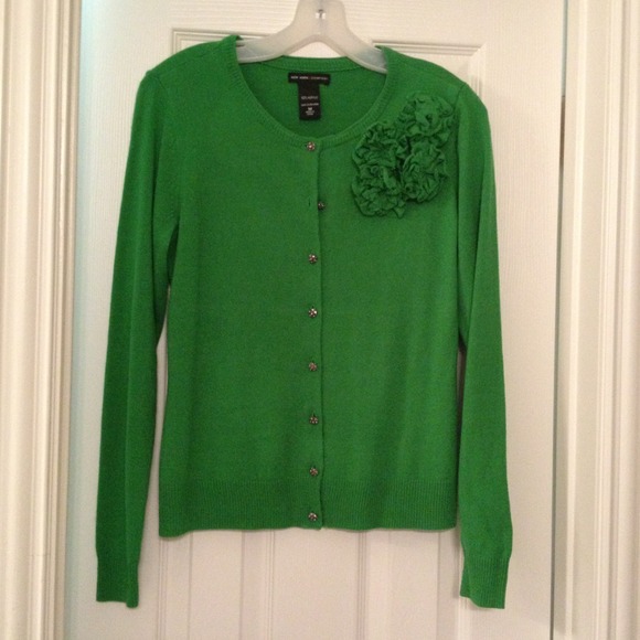 Green cardigan with flower embellishment