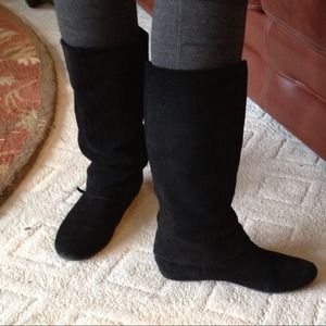 RESERVED-Steve Madden Flat Black Suede Boots