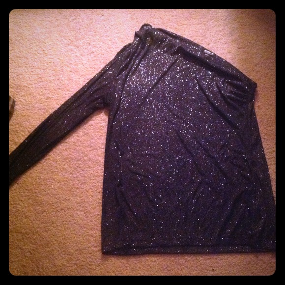 One shoulder dress top