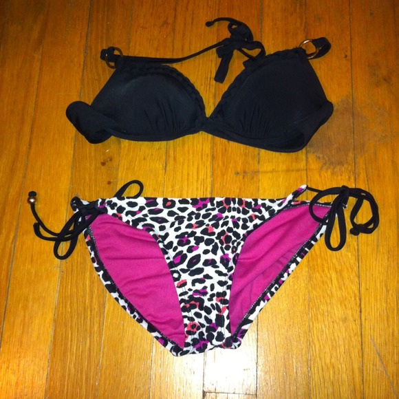 **Bundle for @sierraabrooks** Two Bikinis